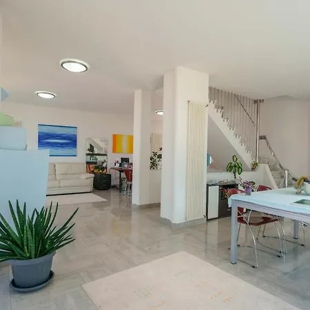 Rosanna Nocleg ze śniadaniem Capoterra