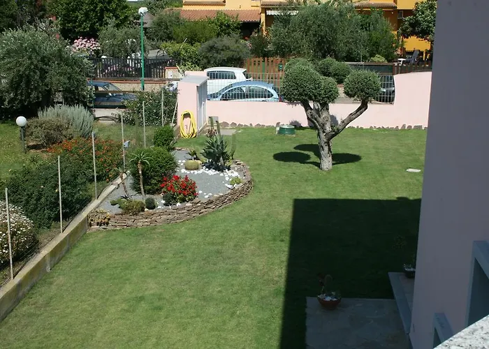 Rosanna Bed & Breakfast Capoterra